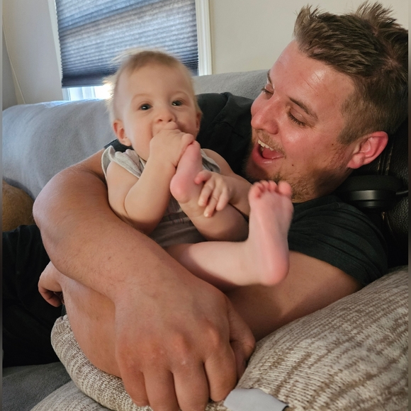 NWT & GUC Comfy pieces, and I ❤️ buying bundles! - Picture 7 of 14